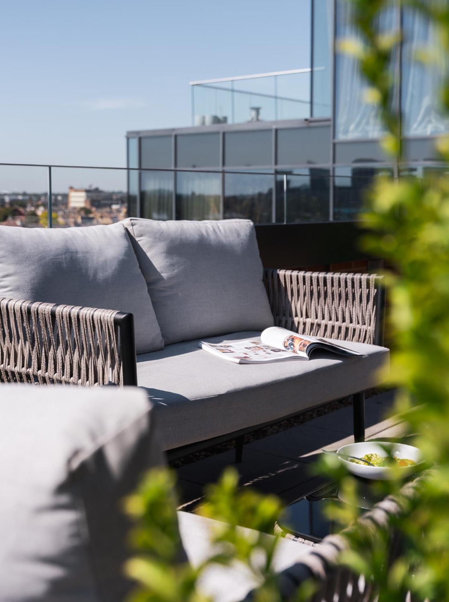Dao By Dorsett West London Aparthotel ภายนอก รูปภาพ