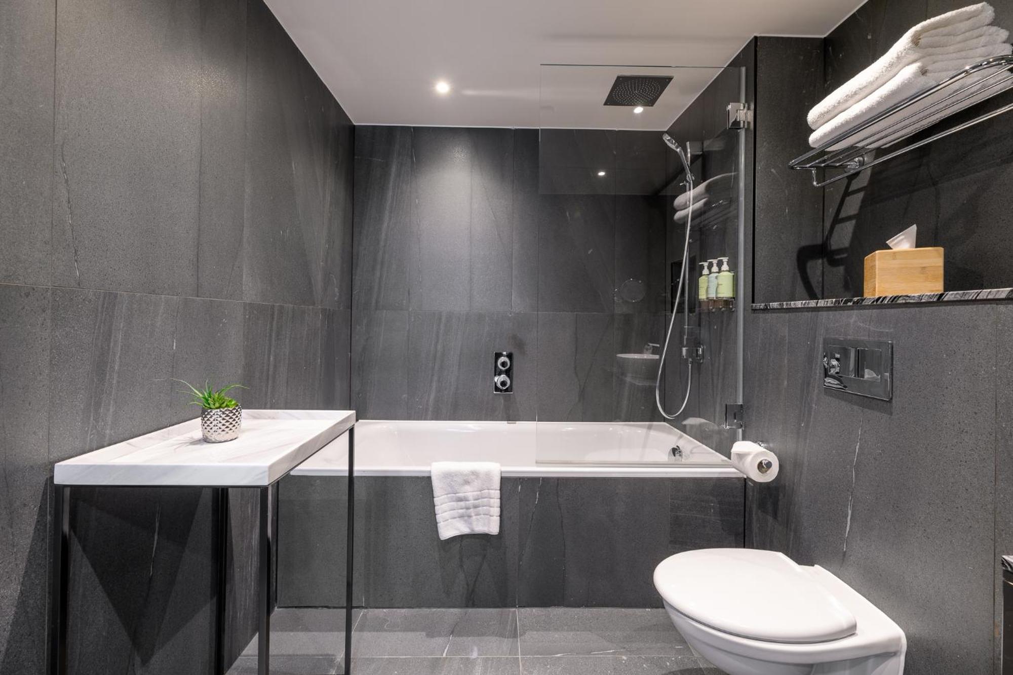 Dao By Dorsett West London Aparthotel ภายนอก รูปภาพ